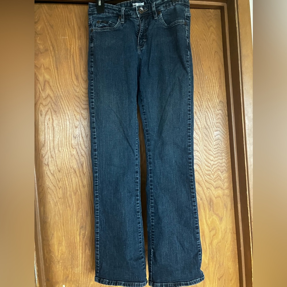 Lee jeans, size 8R, blue denim